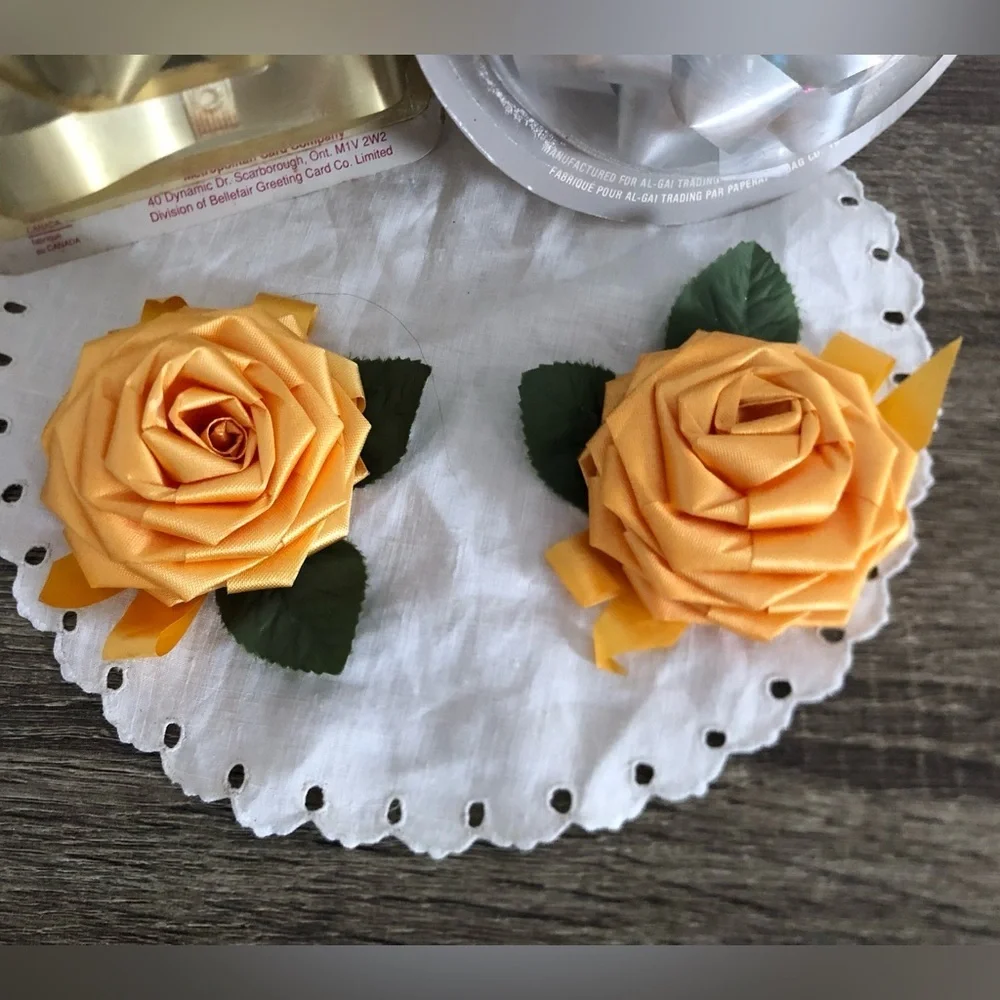 Vtg NOS Gift Bows - Picture 4 of 12